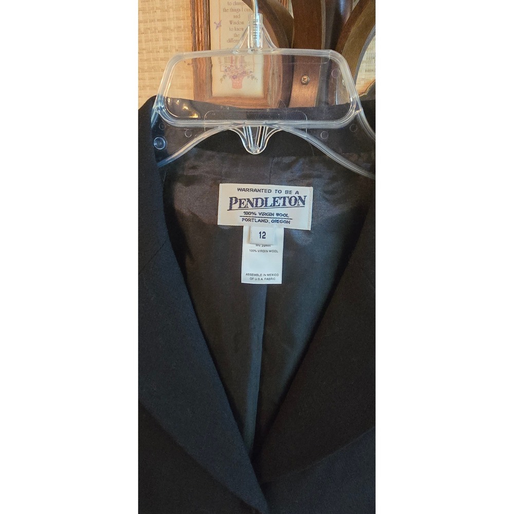 Pendleton Womens Black 100% Virgin Wool 3 Button Blazer Jacket Size 12 RN 29685